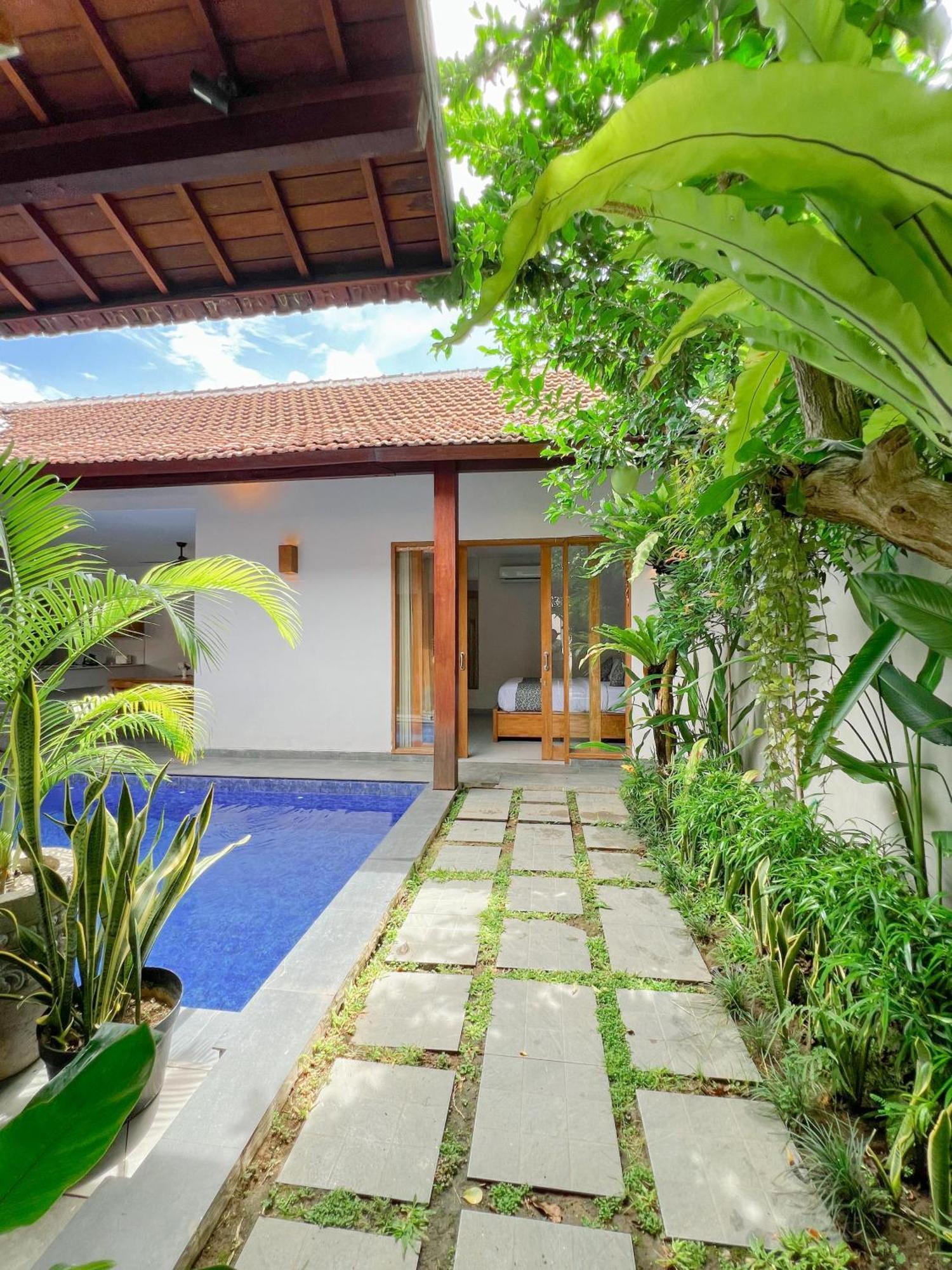 Apple Villa & Suite Seminyak Eksteriør billede