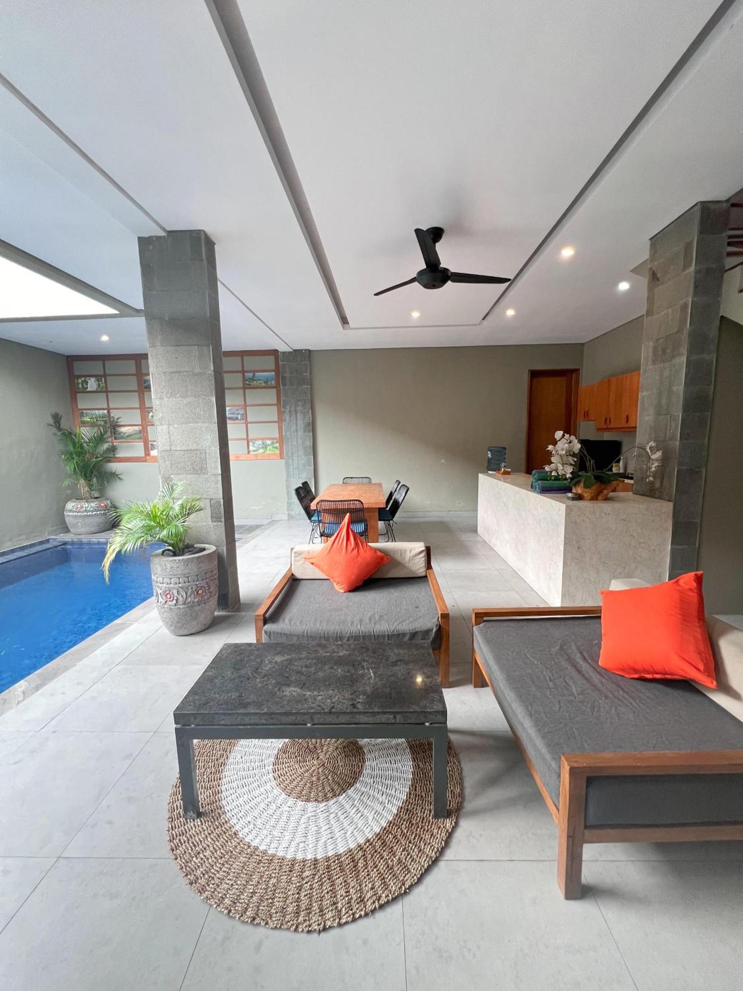 Apple Villa & Suite Seminyak Eksteriør billede